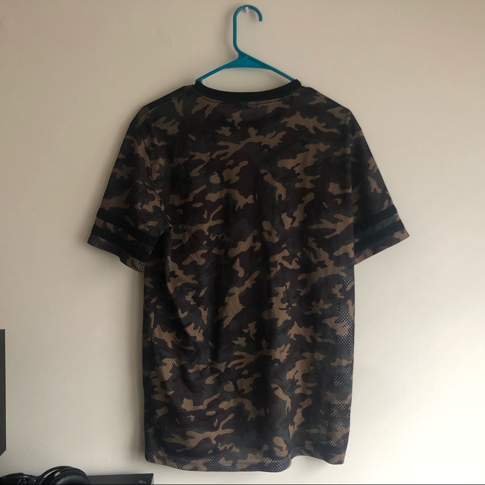 T shirt